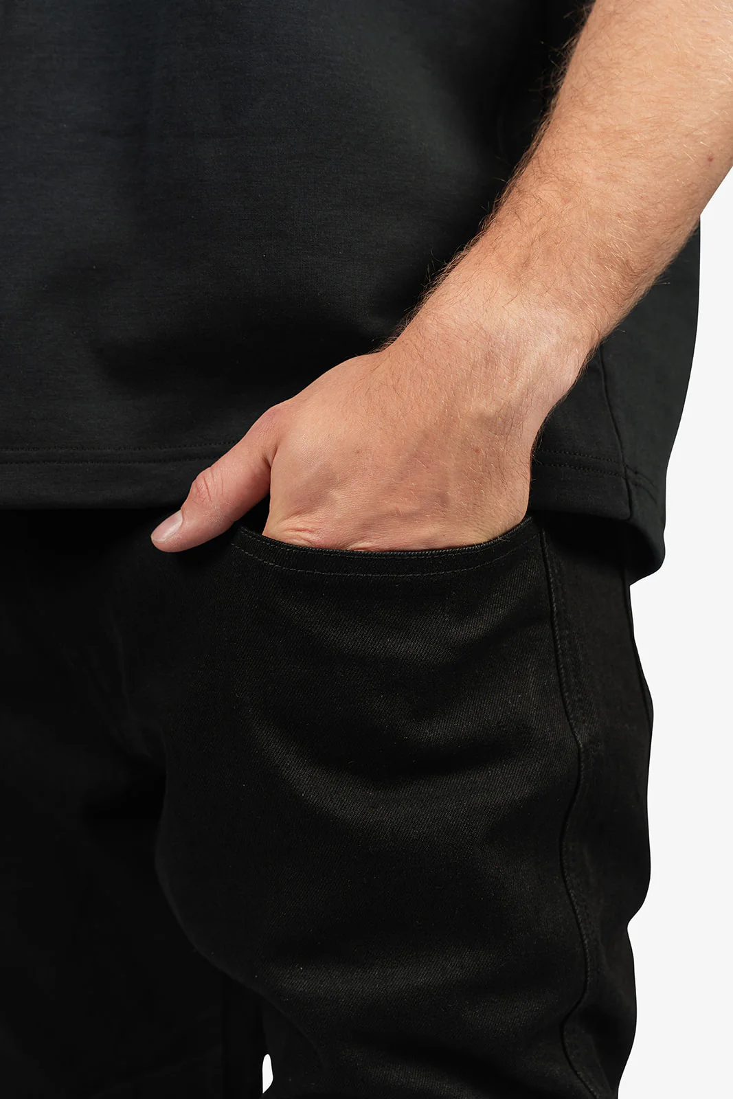 Engineered 2.0 Straight Fit Jean | Armours Included | Black - Image 5